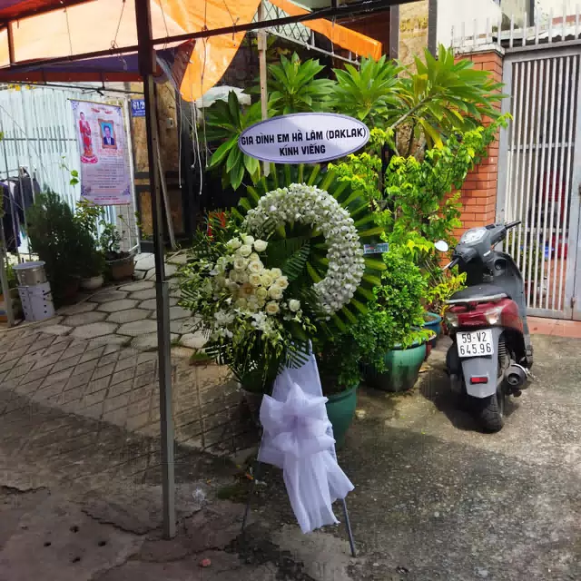 Hình ảnh hoa giao hàng thực tế