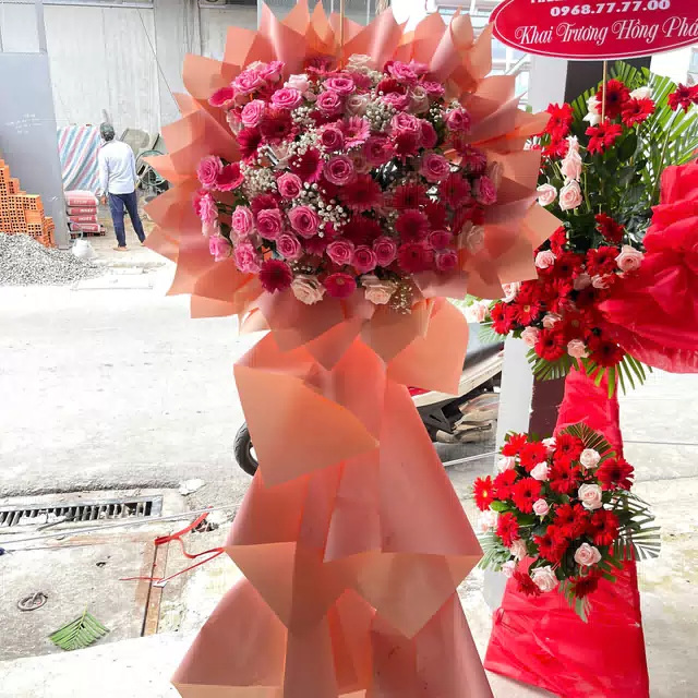 Hình ảnh hoa giao hàng thực tế