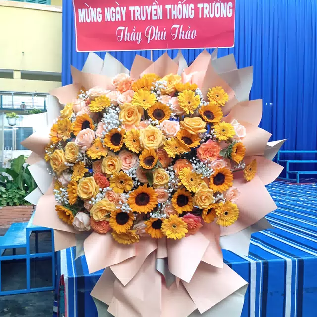 Hình ảnh hoa giao hàng thực tế