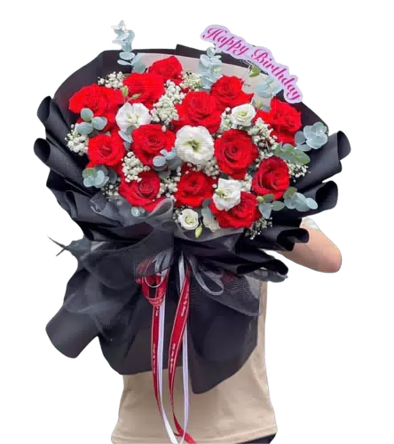 Bó Hoa Hồng Đỏ Trắng Gói Đen